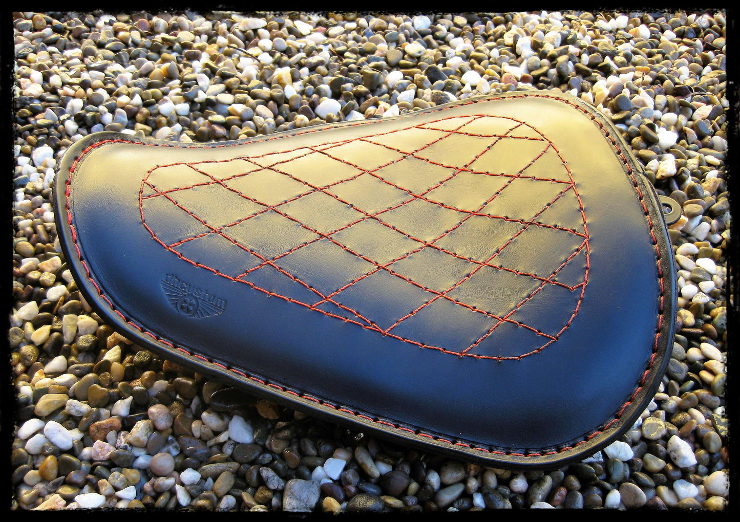 dhcustom up orange rombos solo seat - 10-22 Sportster