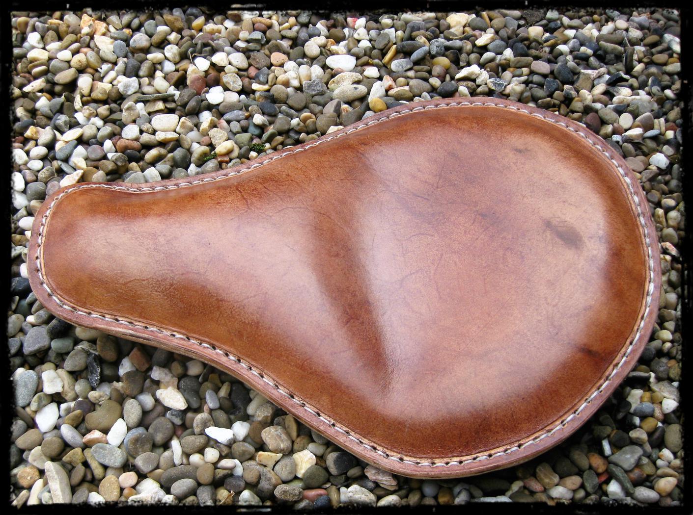 dhcustom pure leather solo seat medium - universal