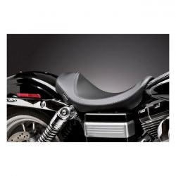 le pera villain solo seat smooth - 06-17 Dyna