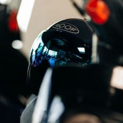 roof boxer alpha helmet - black