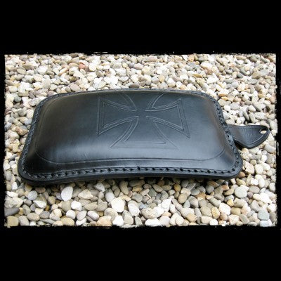 dhcustom maltese cross leather pillion pad