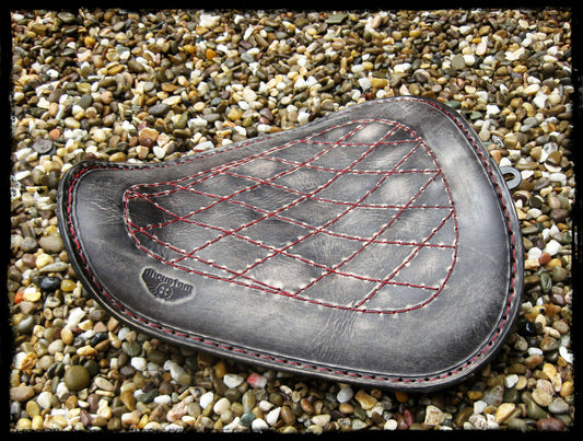 dhcustom up red diamond vintage comfort solo seat - 10-22 Sportster