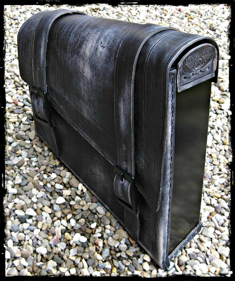 dhcustom vintage blk leather saddlebag