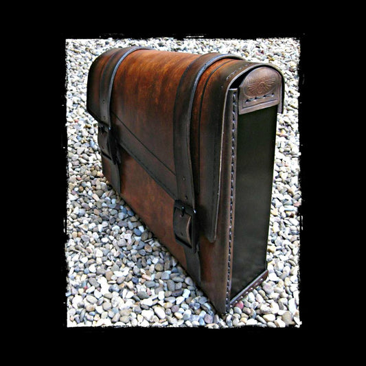 dhcustom vintage dark leather saddlebag