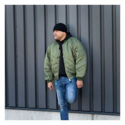 MA-1 bomber flight jacket - green