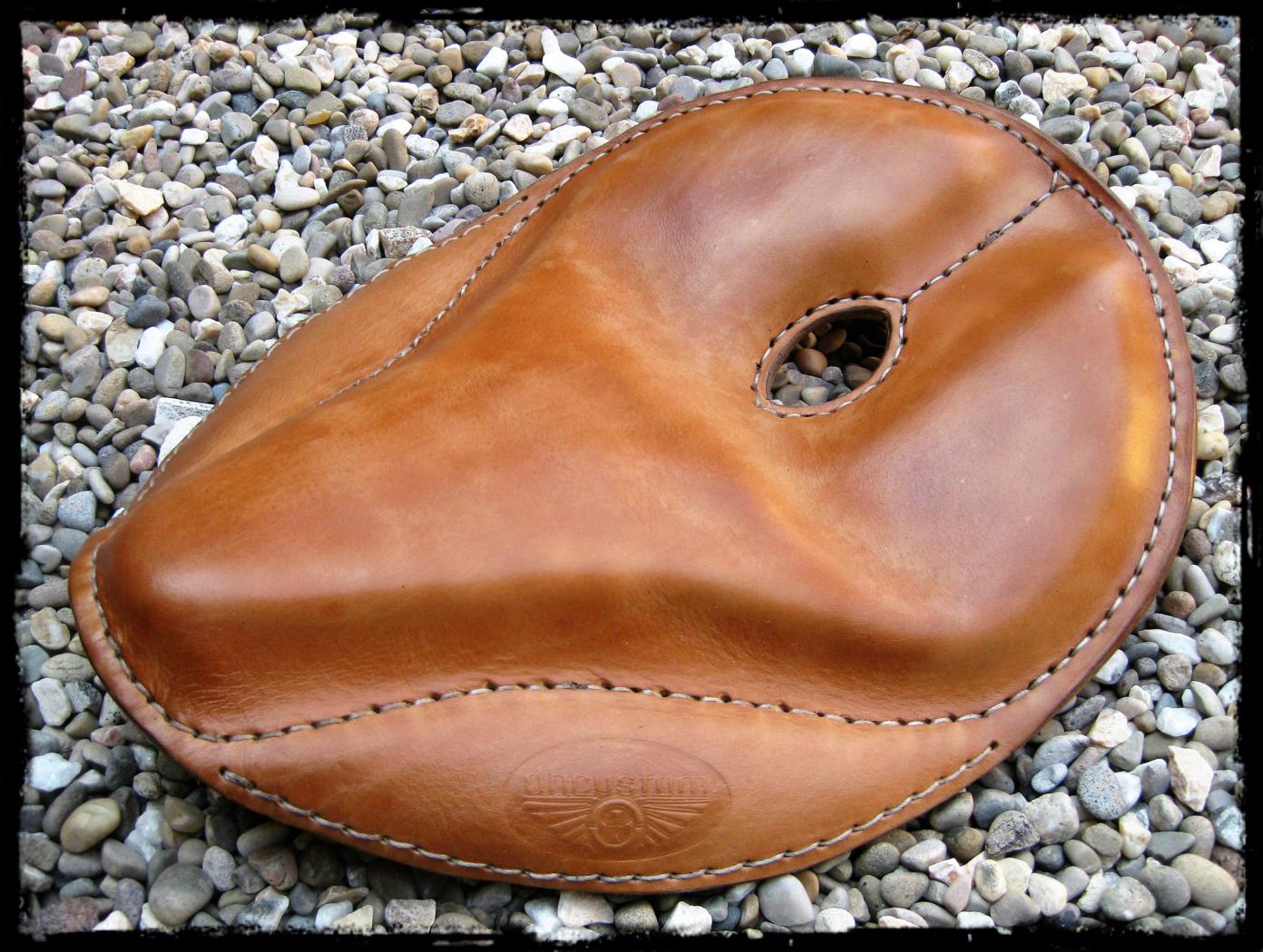 dhcustom retro sand solo seat - medium - universal
