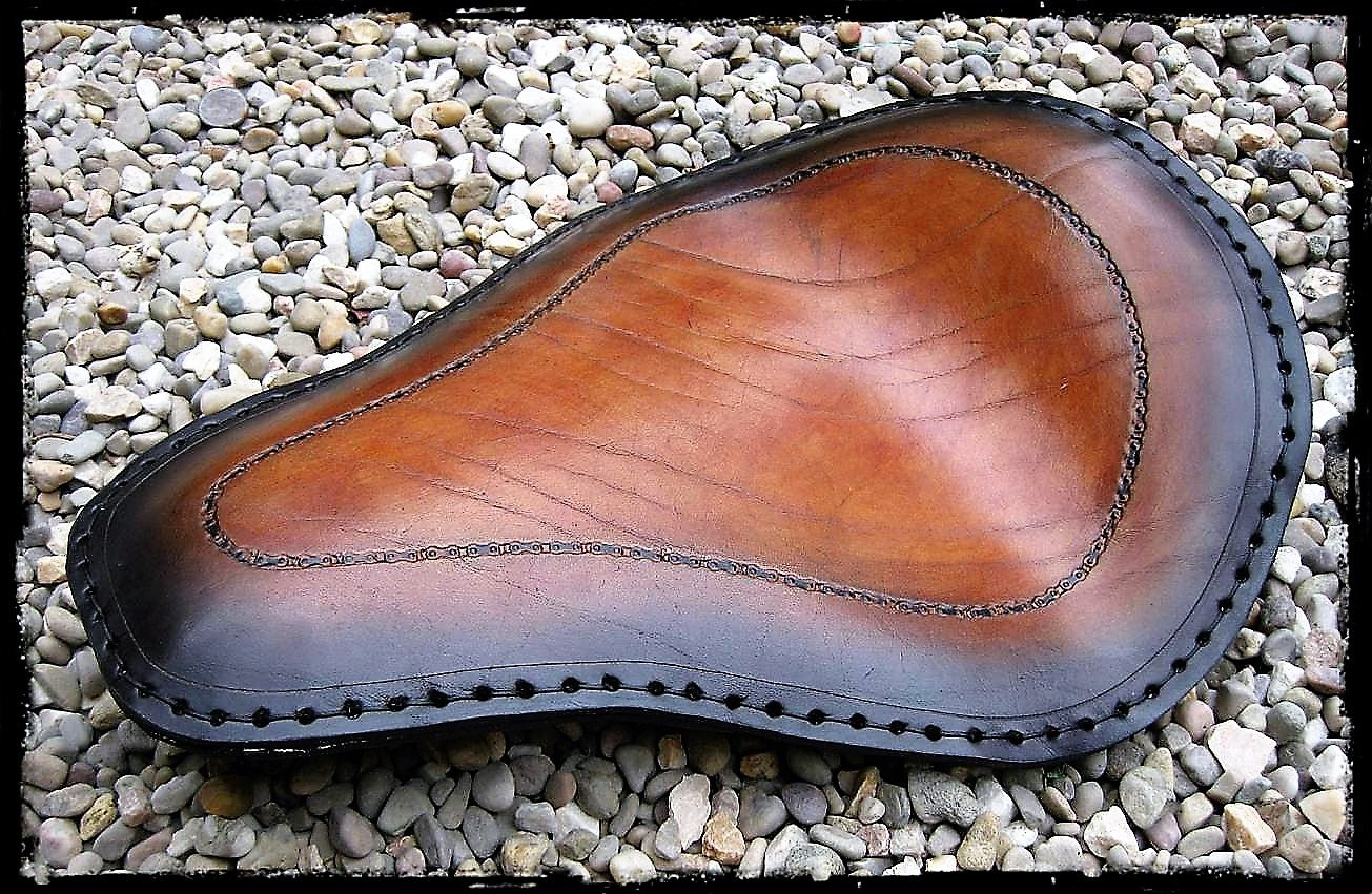 dhcustom chain brown solo seat medium - universal