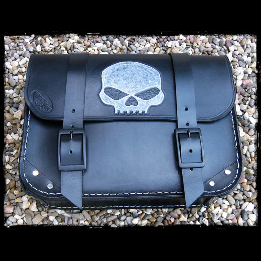 dhcustom skull blk leather saddlebag