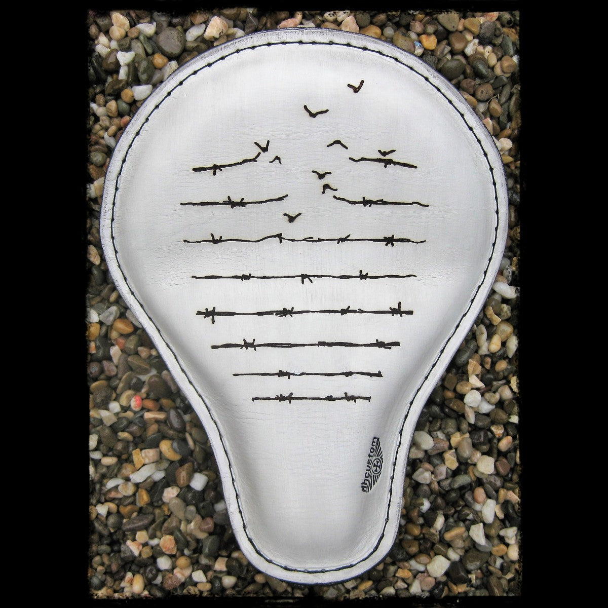 dhcustom fly free solo seat - standard - universal