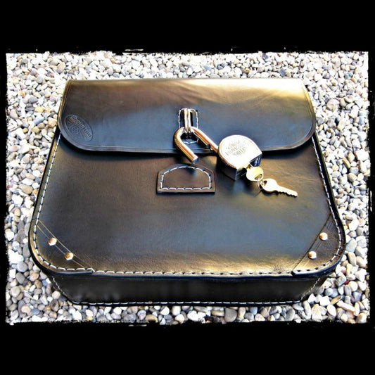 dhcustom blk leather with white thread saddlebag